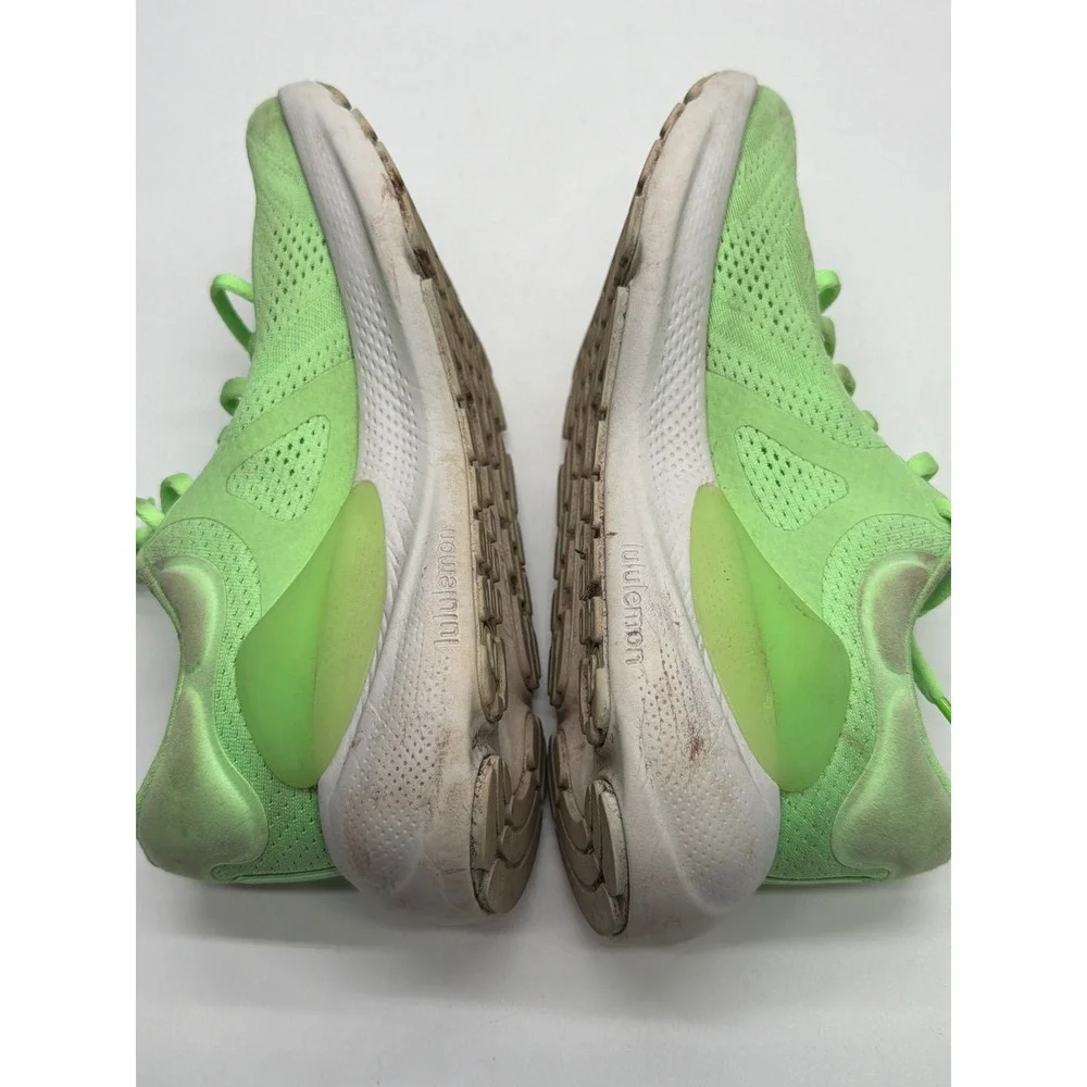 Lululemon Blissfeel 2 Womens Running Shoes Electric Lime Green Neon Sneakers